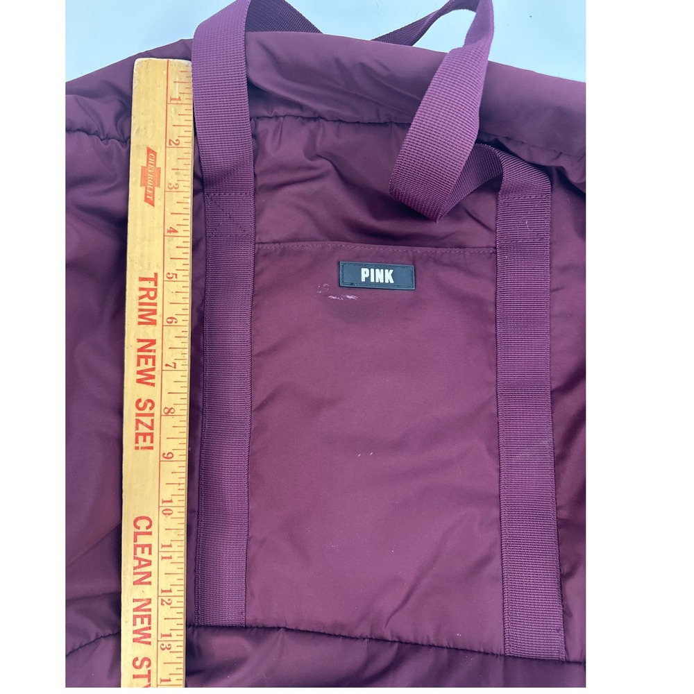 PINK by Victoria's Secret Duffle Bag Maroon Travel Gym Carry On Shoulder‎ Strap - Picture 9 of 11